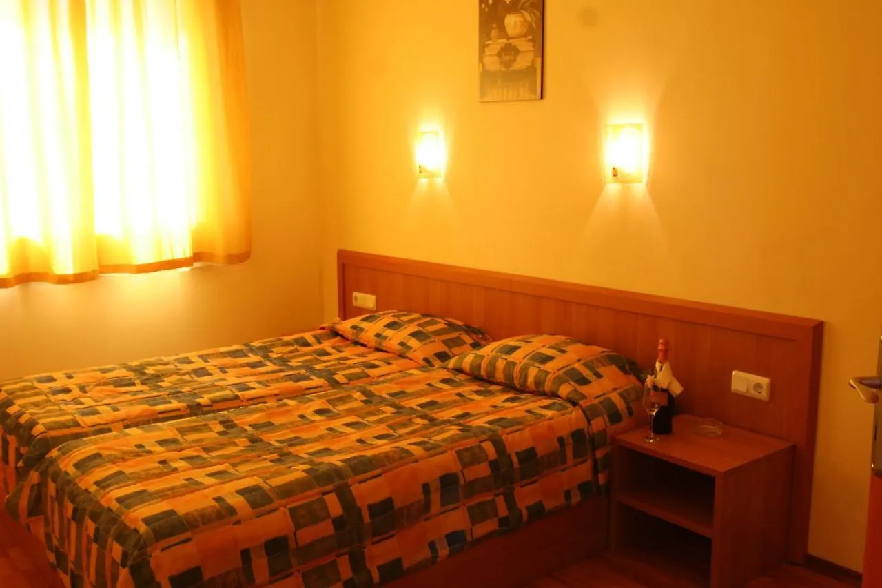 Joya Park Apartments Golden Sands