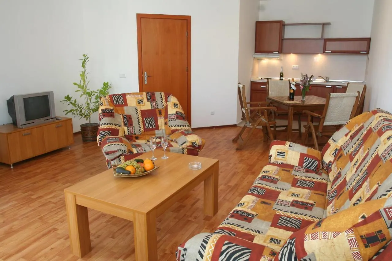 Joya Park Apartments Golden Sands