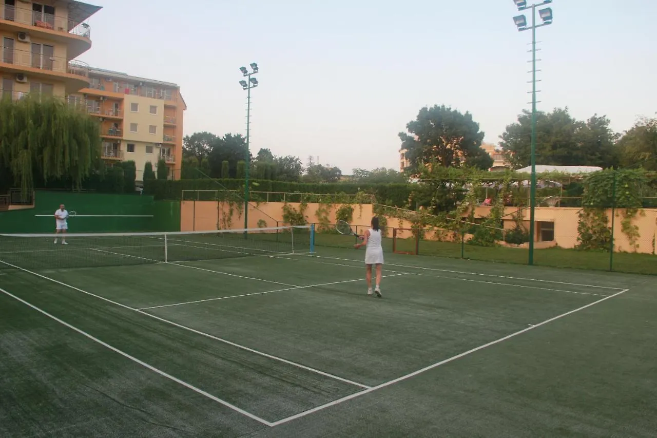 Joya Park Apartments Golden Sands