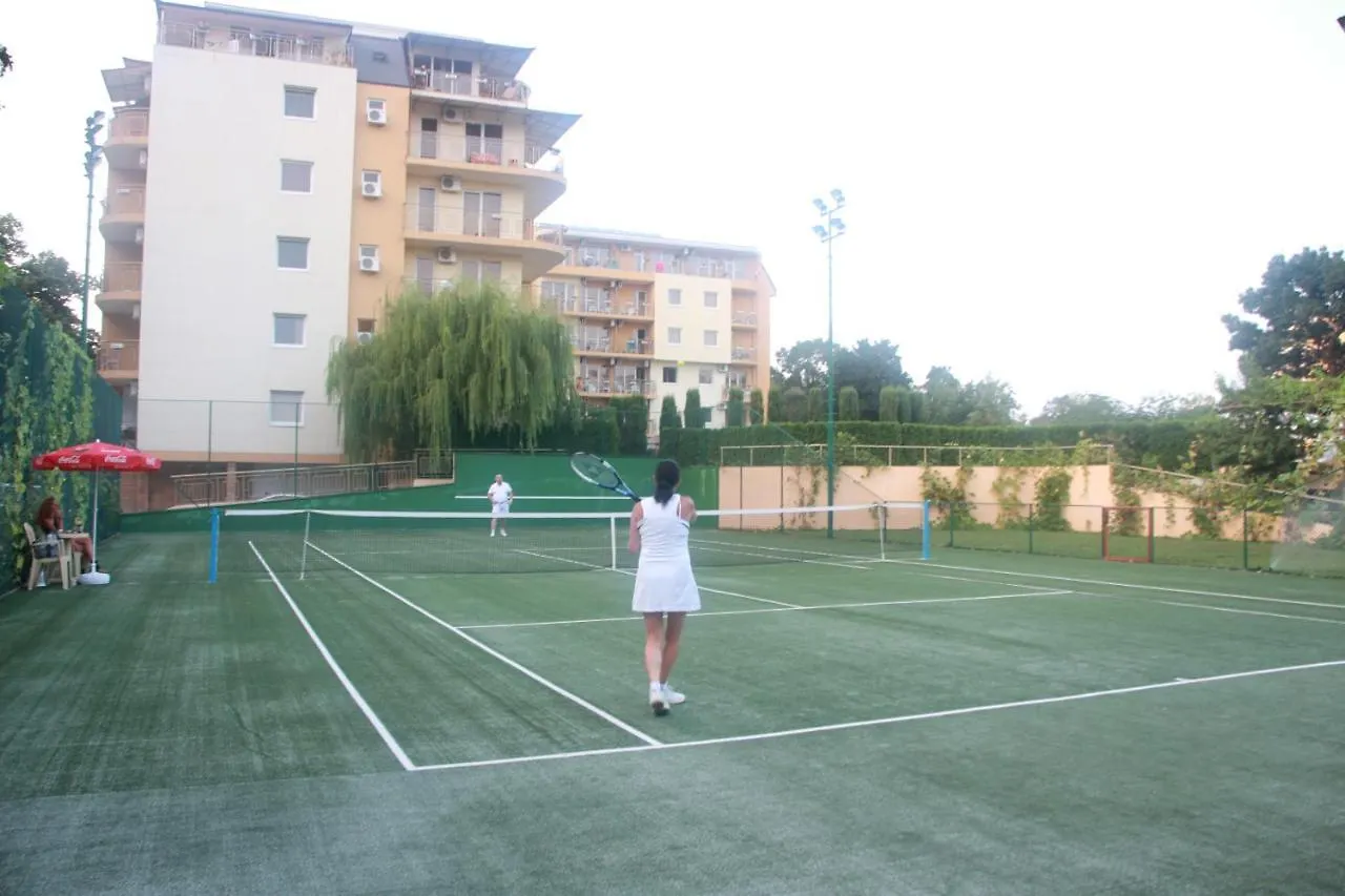 Joya Park Apartments Golden Sands